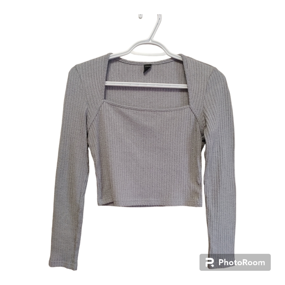 SHEIN Grey Ribbed Long Sleeve Crop Top Size Medium